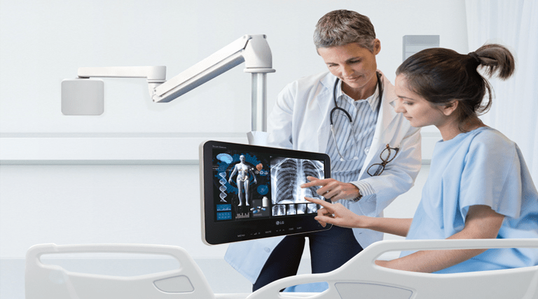 Ứng dụng giải pháp nhận diện khuôn mặt chăm sóc khách hàng