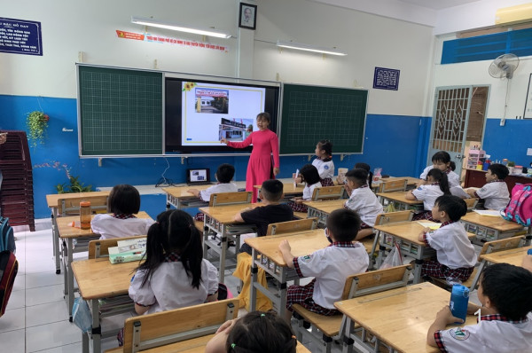 Lớp Học Thông Minh - Smart Classroom