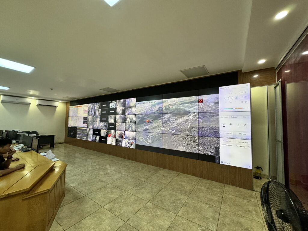 Màn Hình Ghép: Định Nghĩa và Ứng Dụng Trong Thực Tiễn