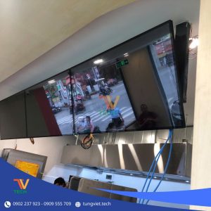 Màn hình quảng cáo treo tường tại quầy bán hàng – giải pháp giúp nhà hàng nổi bật và khẳng định thương hiệu cùng TVTech Màn hình quảng cáo treo tường tại quầy bán hàng – giải pháp giúp nhà hàng nổi bật và khẳng định thương hiệu cùng TVTech
