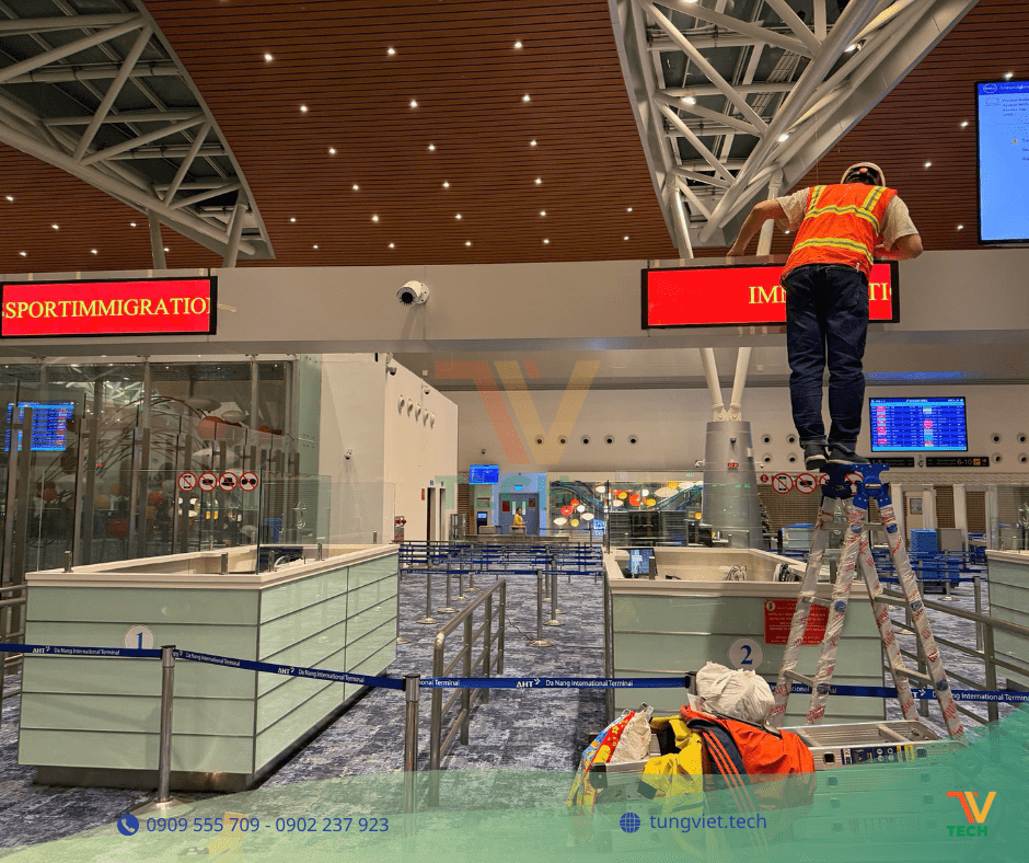 Chạm mốc 70%: Hoàn thành 17/23 màn hình quảng cáo stretched tại khu vực xuất nhập cảnh sân bay quốc tế