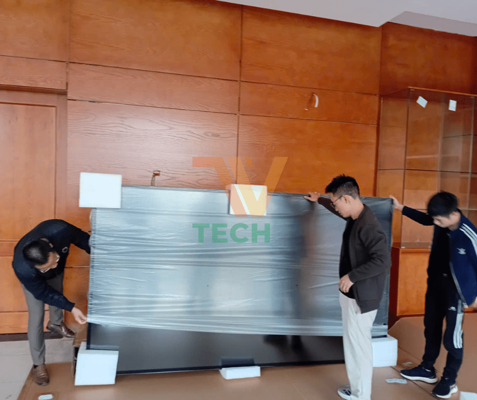 Màn hình quảng cáo 110 inch siêu to – siêu xịn: “Vũ khí” gây chú ý mạnh nhất cho doanh nghiệp tại điểm bán