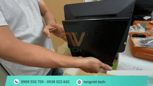 Màn hình cảm ứng 15 inch – Giải pháp tương tác nhỏ gọn, hiện đại cho doanh nghiệp Màn hình cảm ứng 15 inch