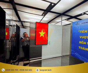Màn hình quảng cáo thang máy 32 inch – Biến thời gian chờ thành điểm chạm truyền thông giá trị Màn hình quảng cáo thang máy 32 inch – Biến thời gian chờ thành điểm chạm truyền thông giá trị
