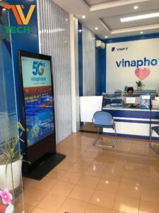 Màn hình quảng cáo chân đứng: Tư vấn chọn kích thước phù hợp Màn hình quảng cáo chân đứng: Tư vấn chọn kích thước phù hợp